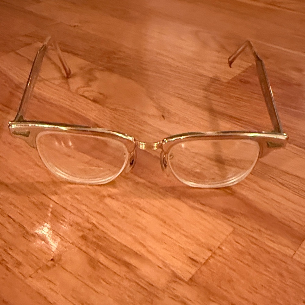 Gold Frame Glasses